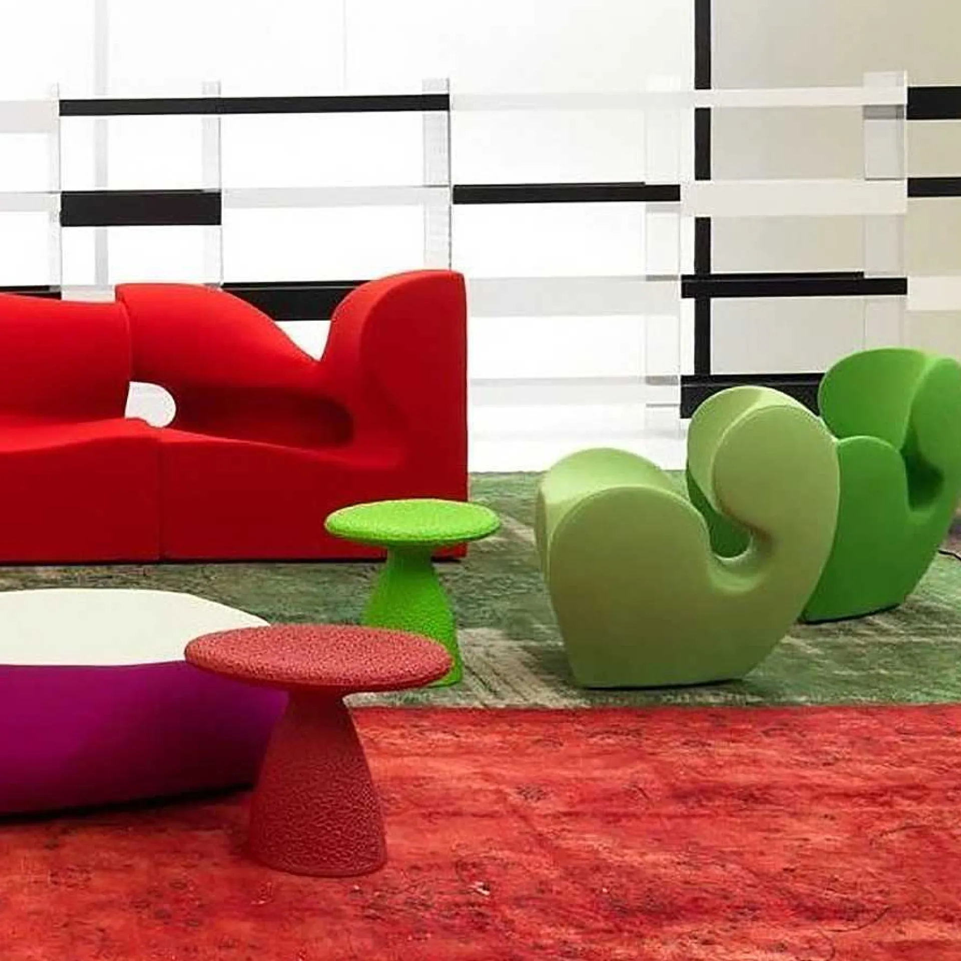 Moroso Outdoor Chairs*Shitake Stool | Orient Red