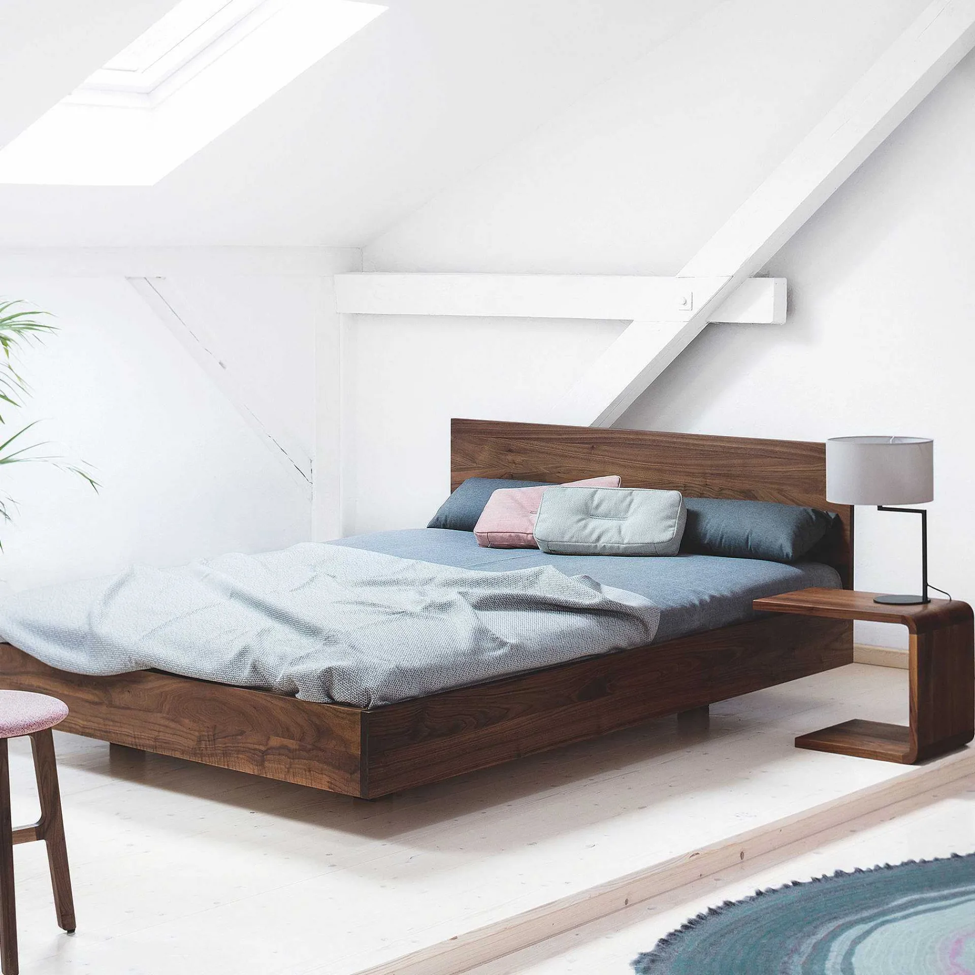 Zeitraum King Size Beds*Simple Hi | American Walnut