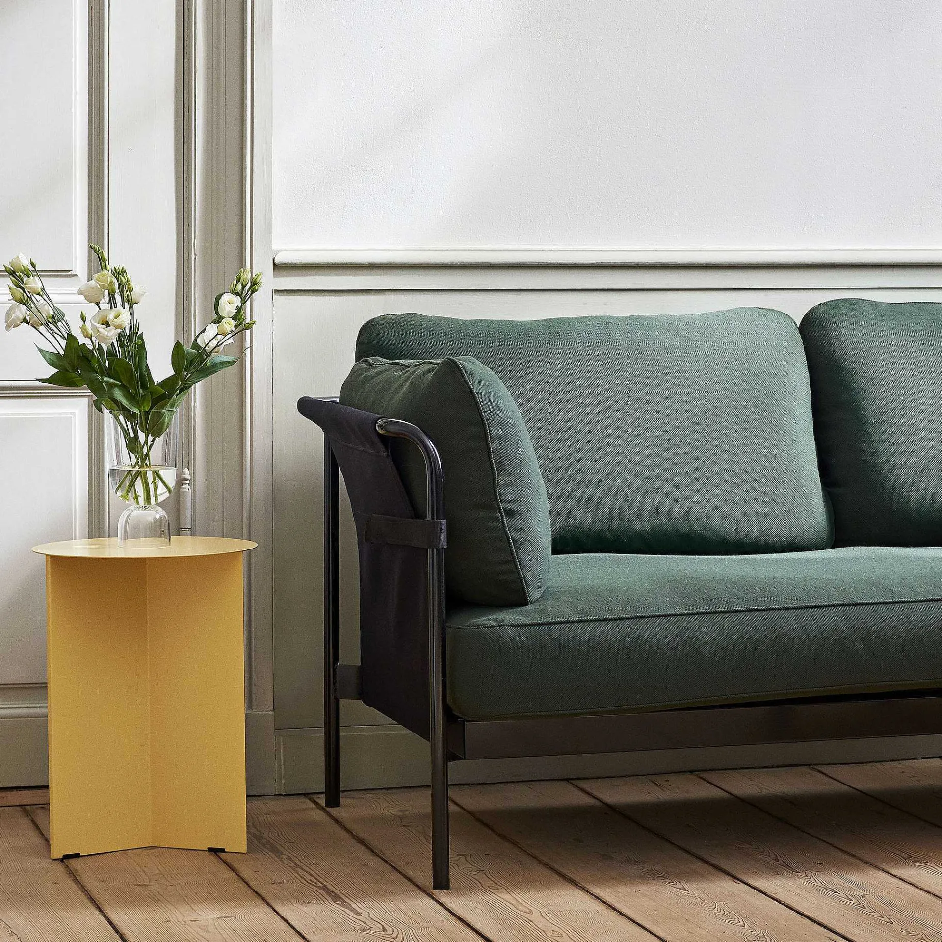 HAY Coffee Tables*Slit Table Round High | High Round Table | Light Yellow