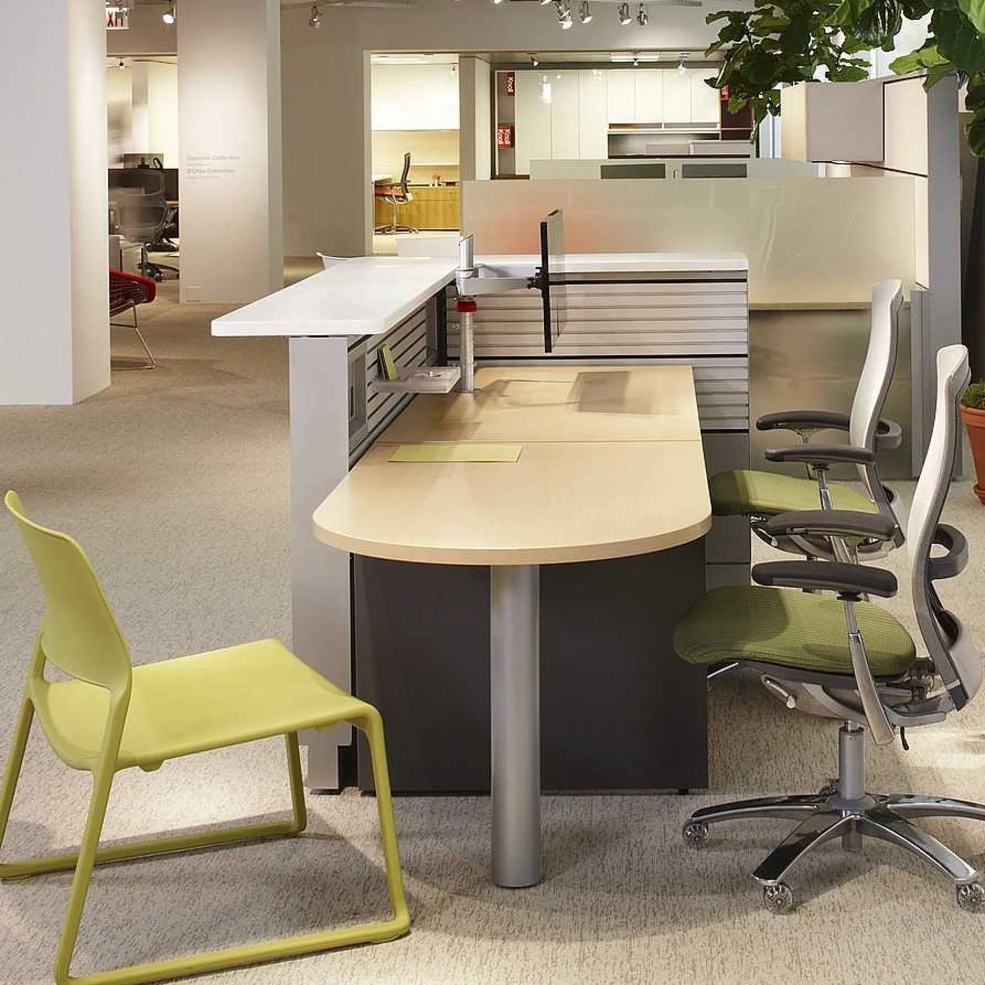 Knoll Outdoor Chairs*Spark Lounge Chair | Outdoor Armchair