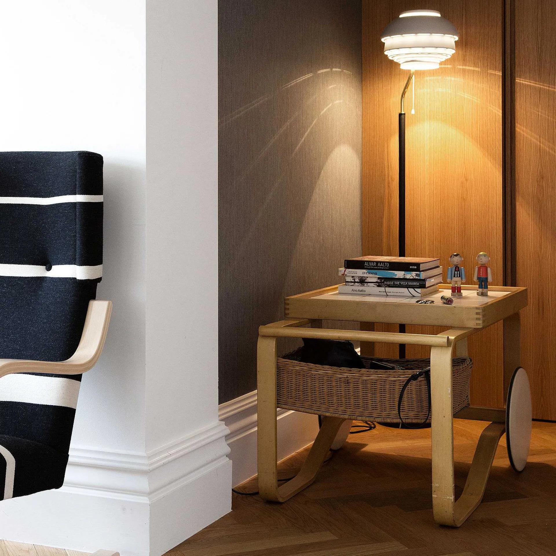 Artek Coffee Tables*Tea Trolley 900 | Natural Birch - Top White Ceramic