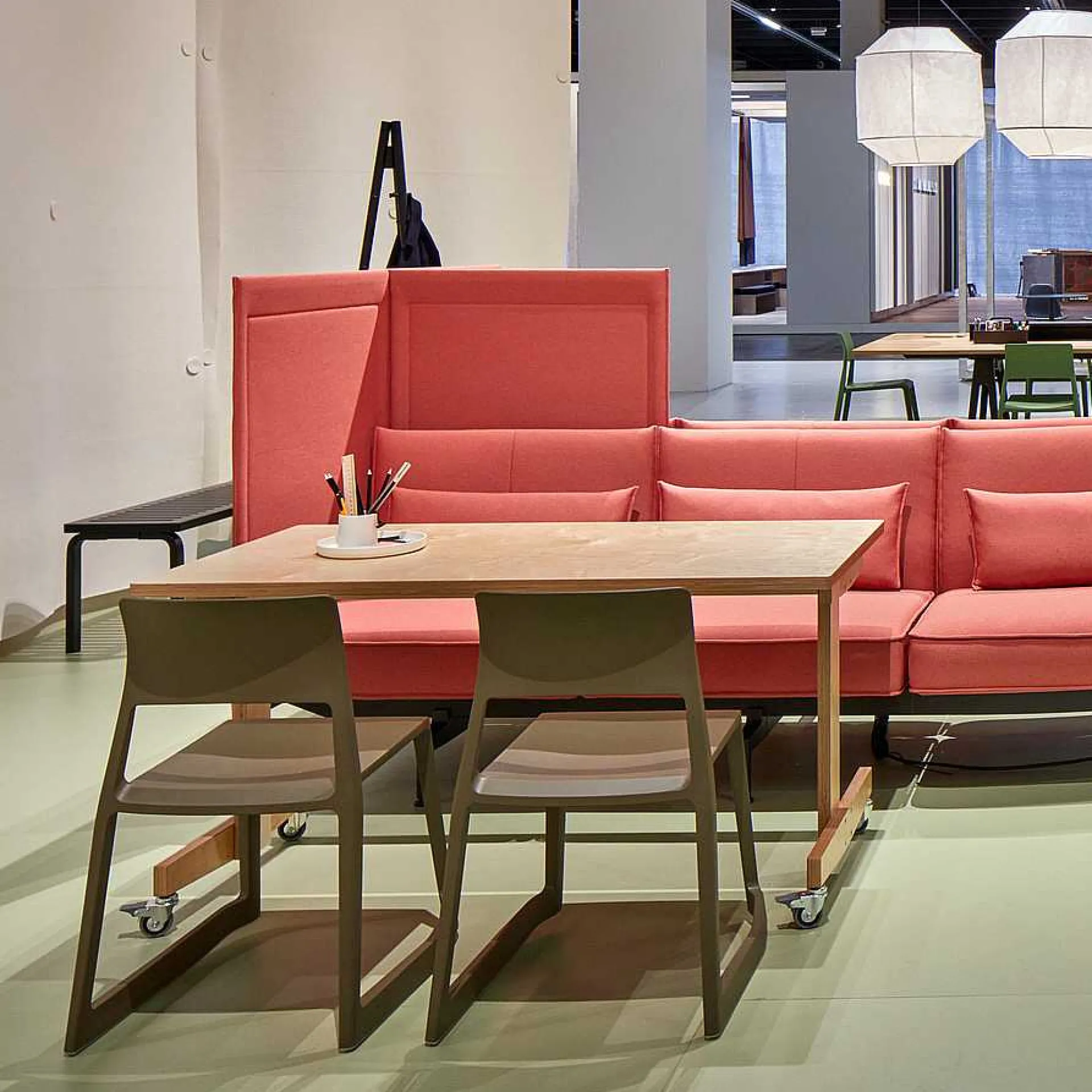 Vitra Chairs*Tip Ton | Olive