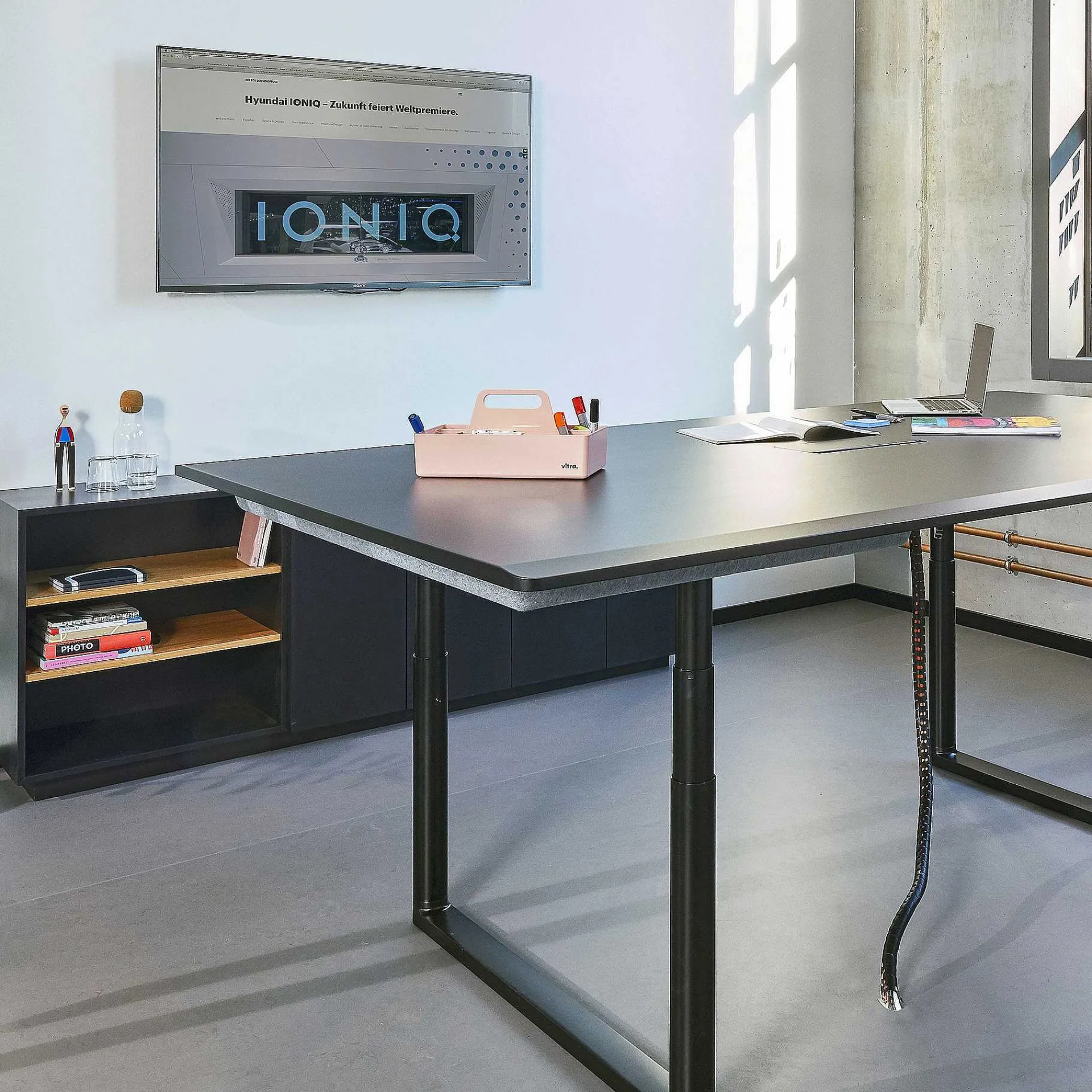 Vitra Stationery And Accessories*Toolbox | Pale Rose