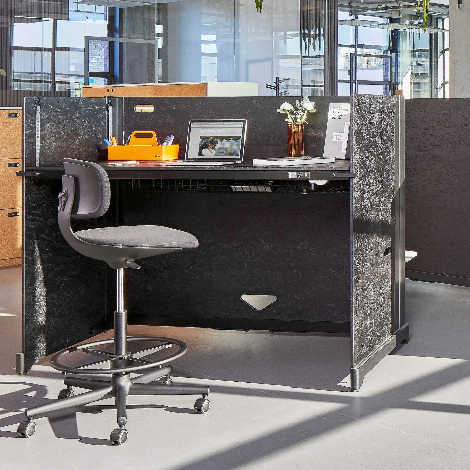 Vitra Stationery And Accessories*Toolbox | Tangerine