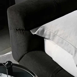 B&B Italia King Size Beds*Tufty - Bed