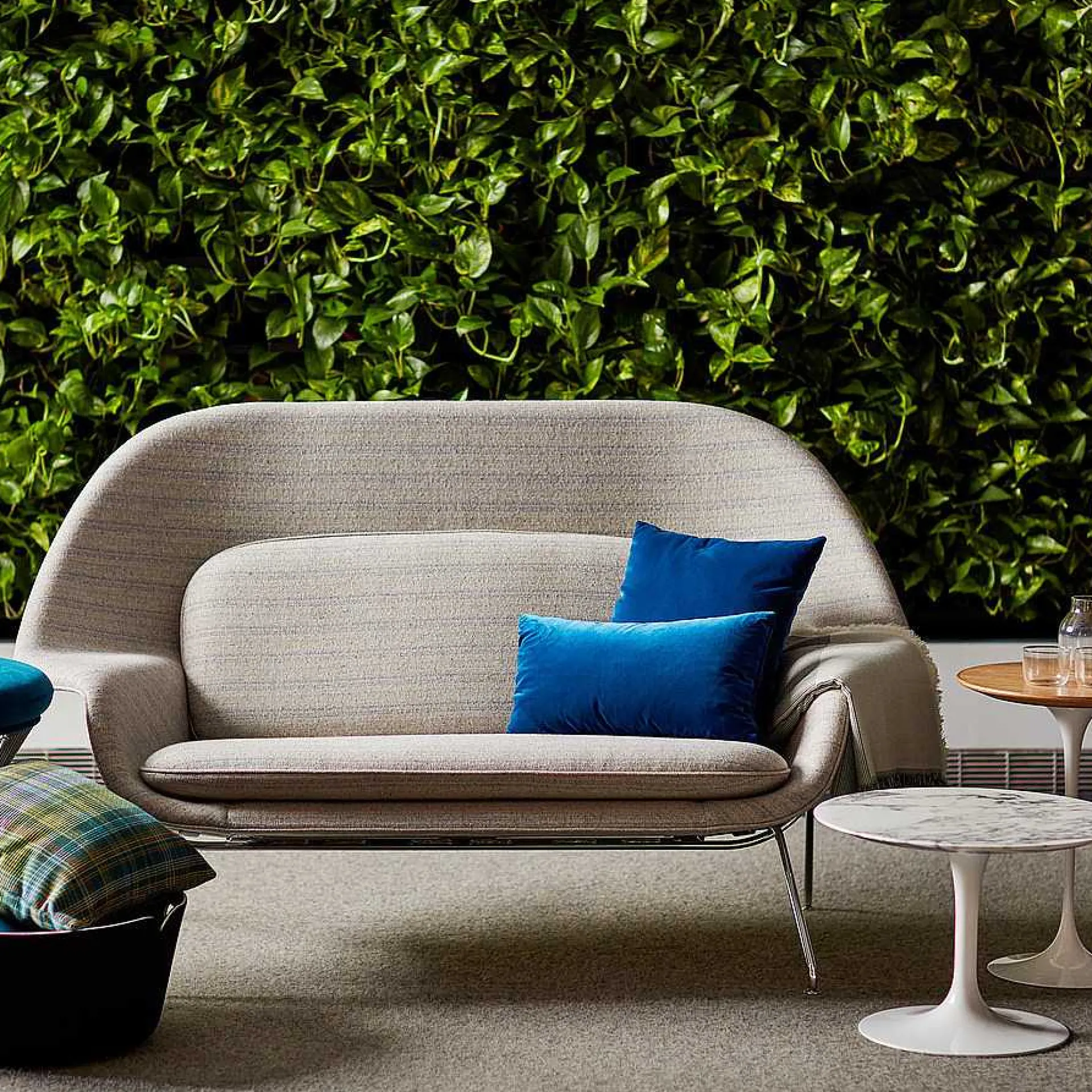 Knoll 2 Seater Sofas*Womb Settee | Sofa