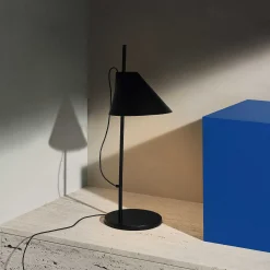 Louis Poulsen Pendant Lights*Yuh Table | Table Lamp | Black